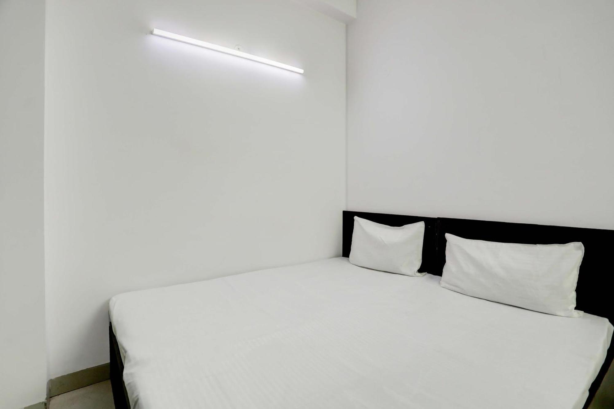 Aashiyana Homes Nuova Delhi Esterno foto