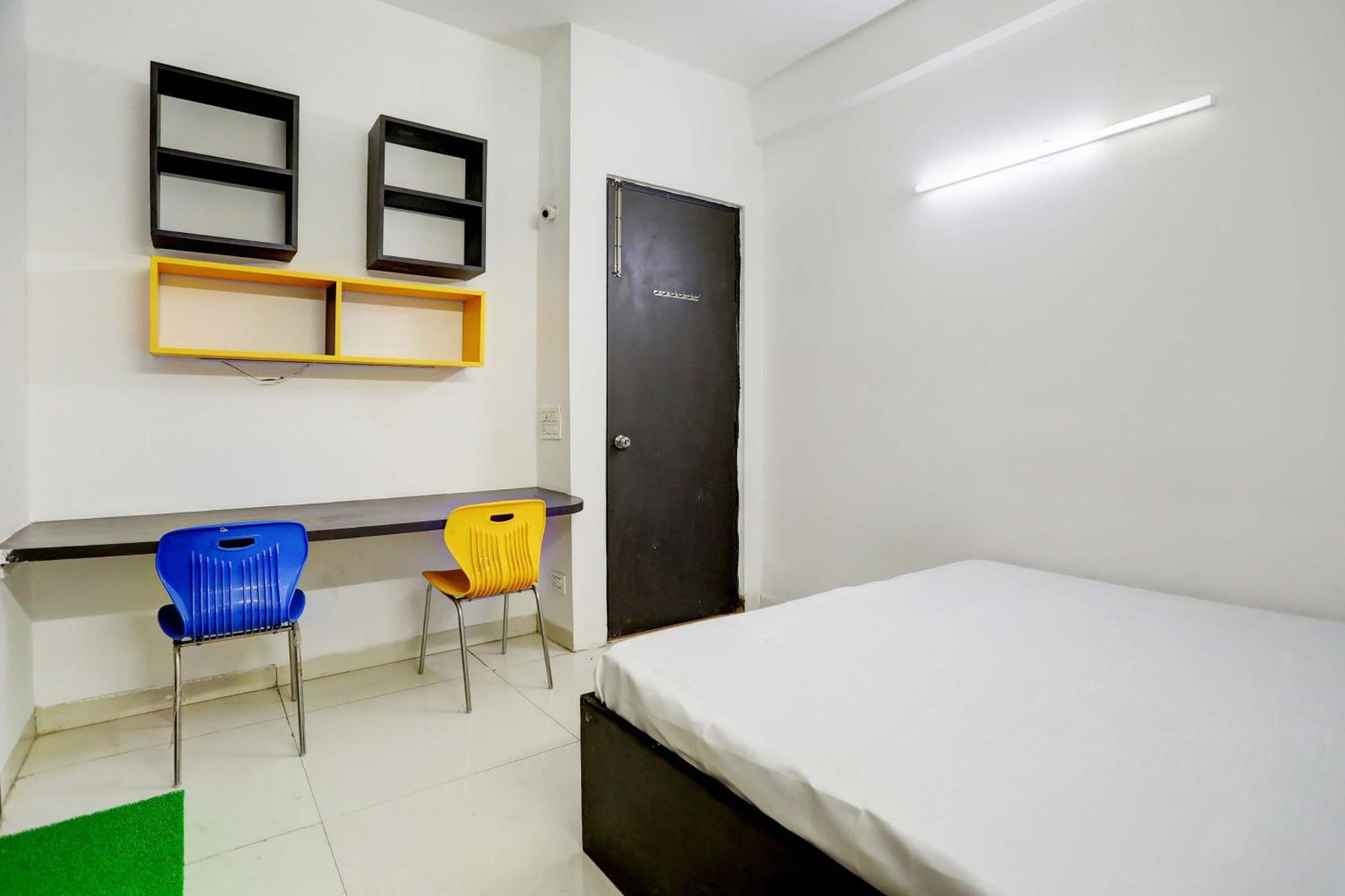 Aashiyana Homes Nuova Delhi Esterno foto